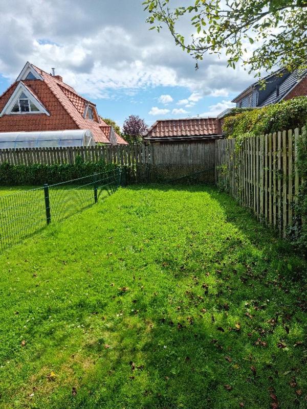 Kleiner Hookie In Hooksiel Mit Hund Vila Schillig Exterior foto